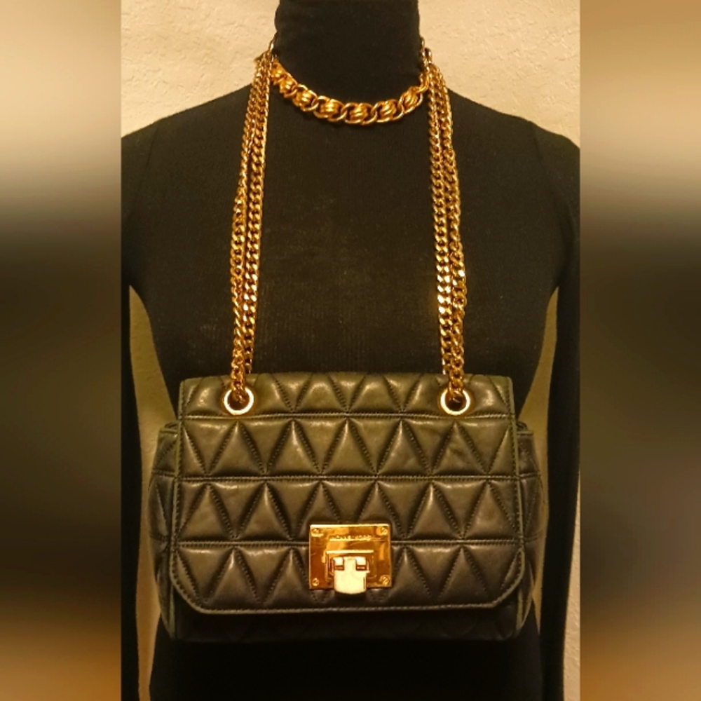Stunning Michael korz bag